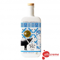 Black Pig Gin